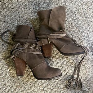 Fashion heeled booties
